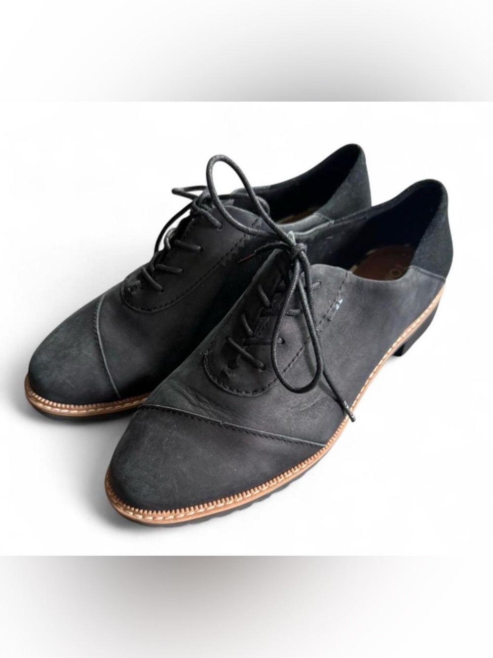 TOMS Black Leather Oxford Shoes Womens 8.5 Lace Up Comfort Minimalist Work - Picture 3 of 6